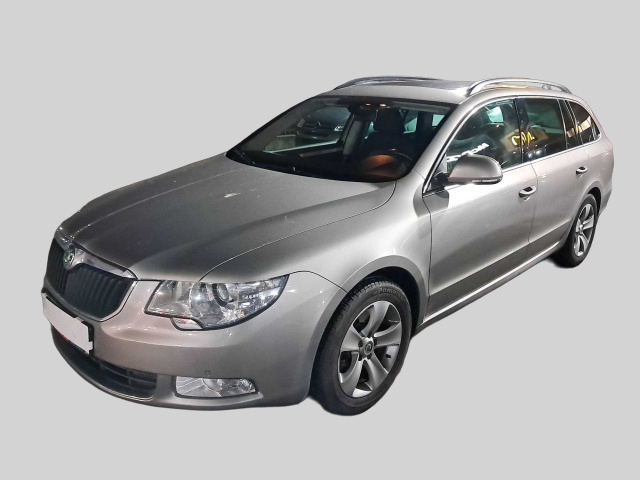 Skoda Superb 2012