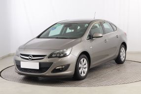 Opel Astra - 2016