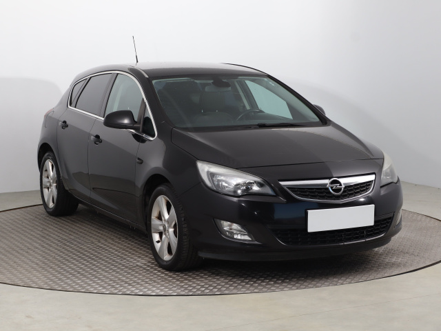 Opel Astra 2010