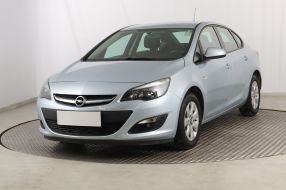 Opel Astra - 2015