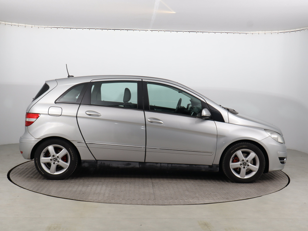 Mercedes-Benz B