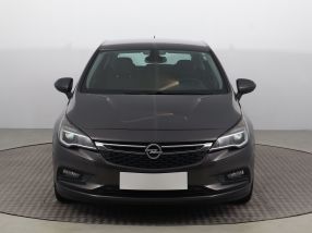 Opel Astra - 2015