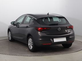 Opel Astra - 2015