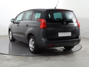 Peugeot 5008 - 2010
