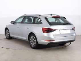 Škoda Superb - 2022