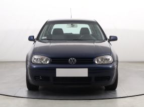 Volkswagen Golf - 2002