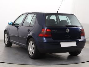 Volkswagen Golf - 2002