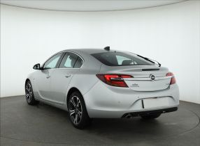 Opel Insignia - 2016