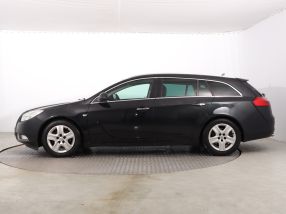 Opel Insignia - 2010
