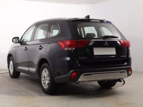 Mitsubishi Outlander - 2019