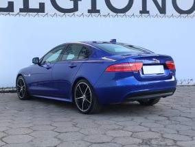 Jaguar XE - 2016