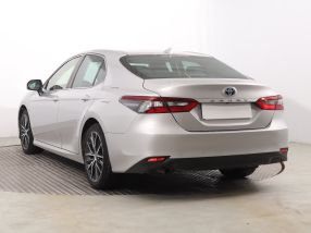 Toyota Camry - 2021