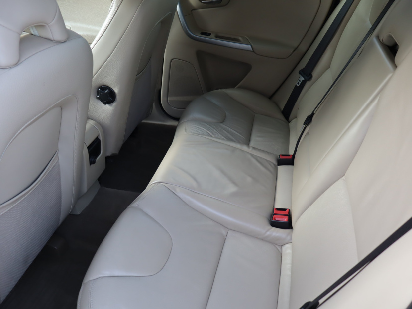 Volvo XC60, 2010