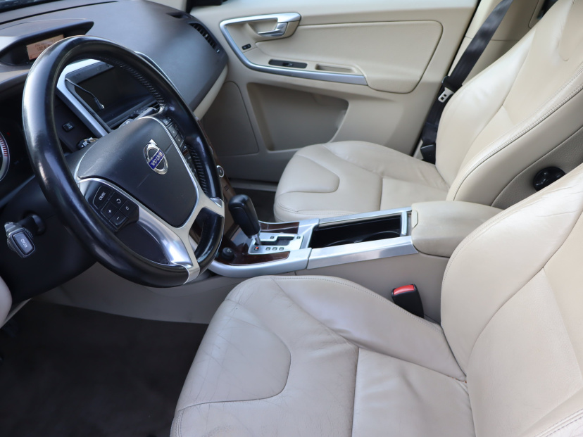 Volvo XC60, 2010