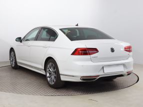 Volkswagen Passat - 2017