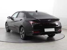 Hyundai Elantra - 2022