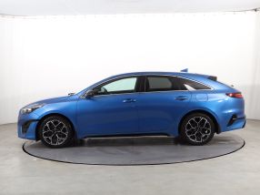 Kia ProCeed - 2022