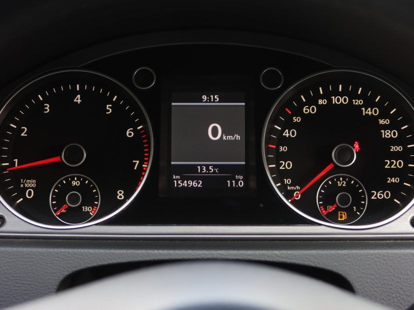 Volkswagen Passat, 2011