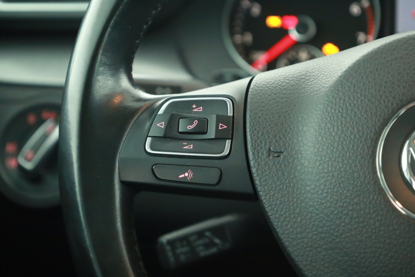 Volkswagen Passat, 2011