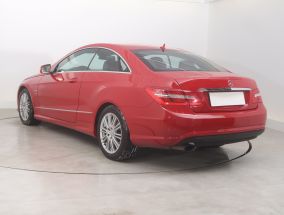 Mercedes-Benz E - 2012