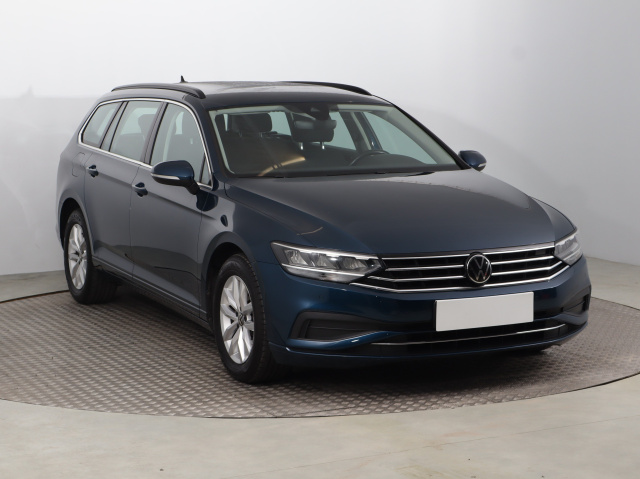 Volkswagen Passat 2021