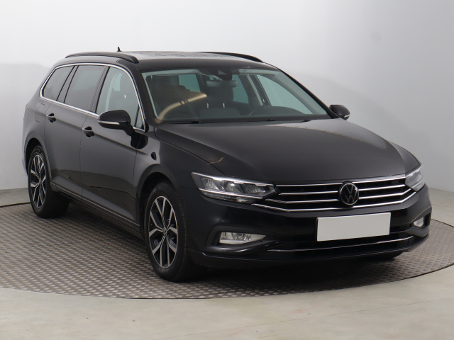 Volkswagen Passat 2022