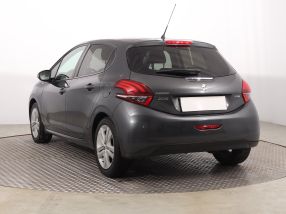 Peugeot 208 - 2016