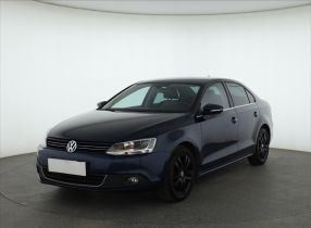 Volkswagen Jetta - 2012