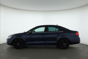 Volkswagen Jetta - 2012