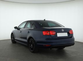 Volkswagen Jetta - 2012