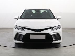 Toyota Camry - 2021