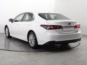 Toyota Camry - 2021