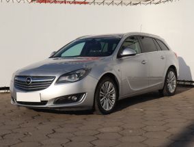 Opel Insignia - 2013