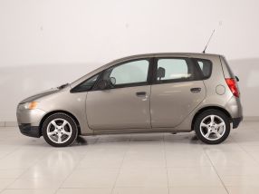 Mitsubishi Colt - 2009