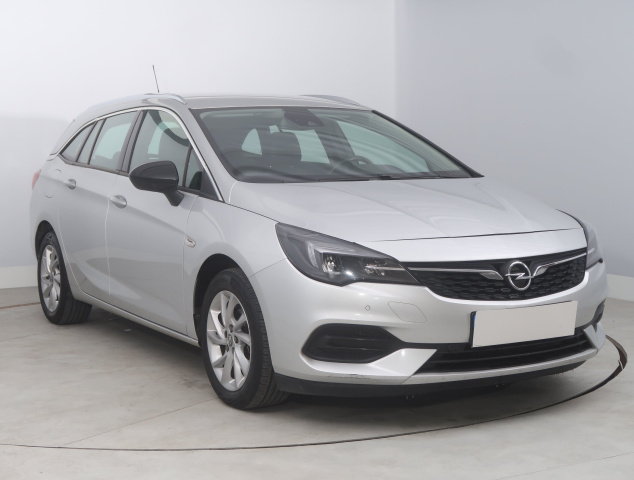 Opel Astra 2022