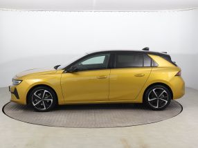 Opel Astra - 2024