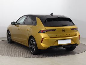 Opel Astra - 2024