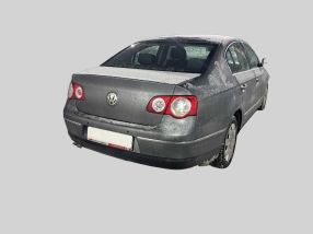 Volkswagen Passat - 2005