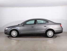 Volkswagen Passat - 2005