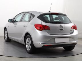 Opel Astra - 2014