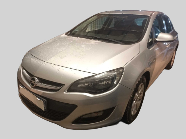 Opel Astra 2014