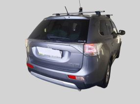 Mitsubishi Outlander - 2015