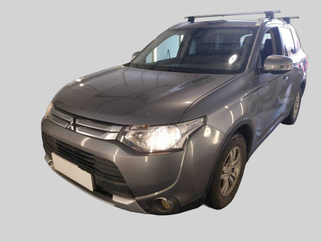 Mitsubishi Outlander 2015