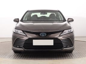 Toyota Camry - 2021