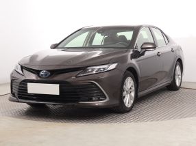 Toyota Camry - 2021