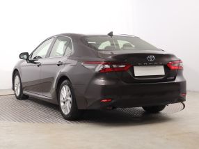 Toyota Camry - 2021