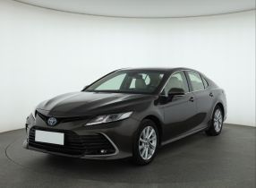 Toyota Camry - 2021