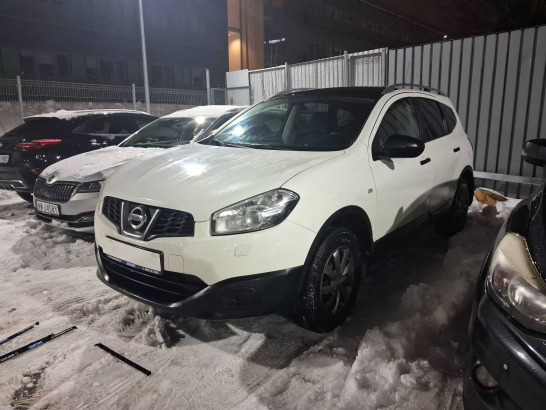 Nissan Qashqai+2