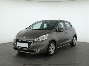 Peugeot 208 - 2014