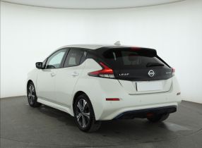 Nissan Leaf - 2021